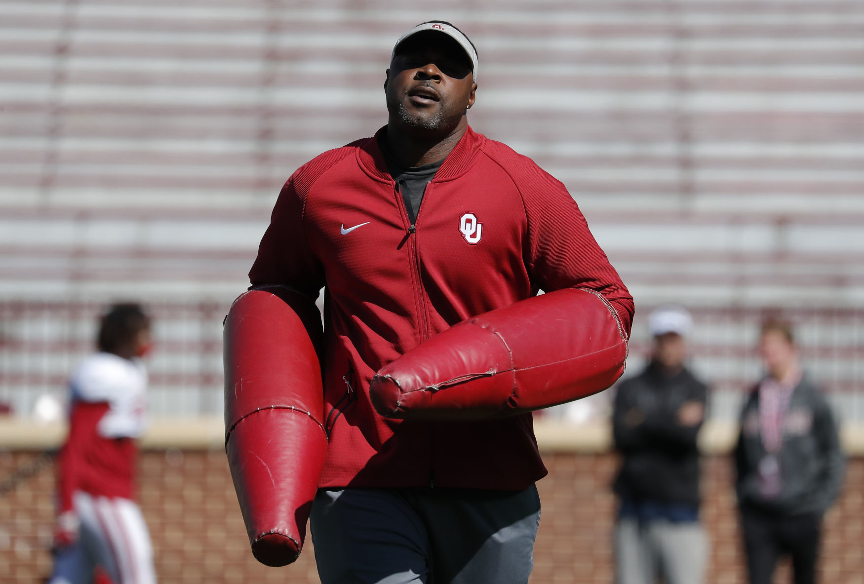 Coaching breakdown: Dennis Simmons